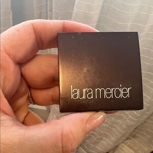 Laura Mercier violet orchard blush